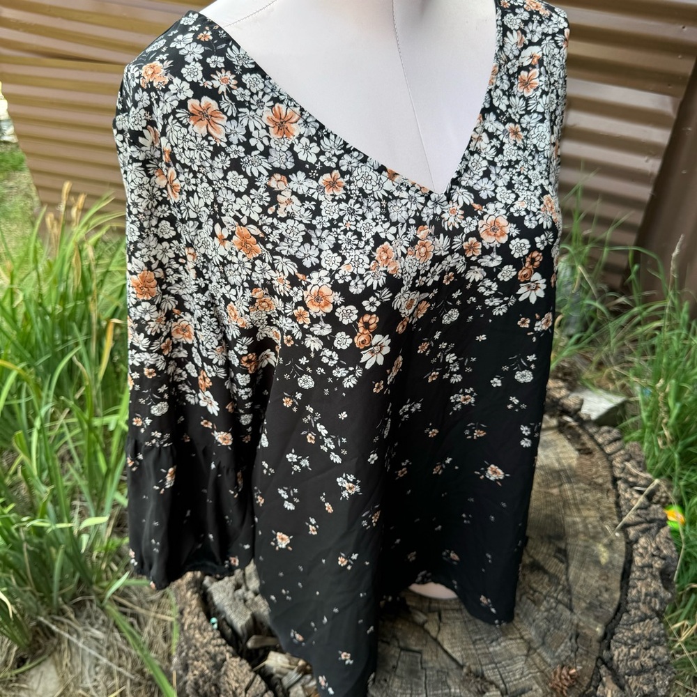 🖤🌸 Collective Concepts Top 🌸🖤